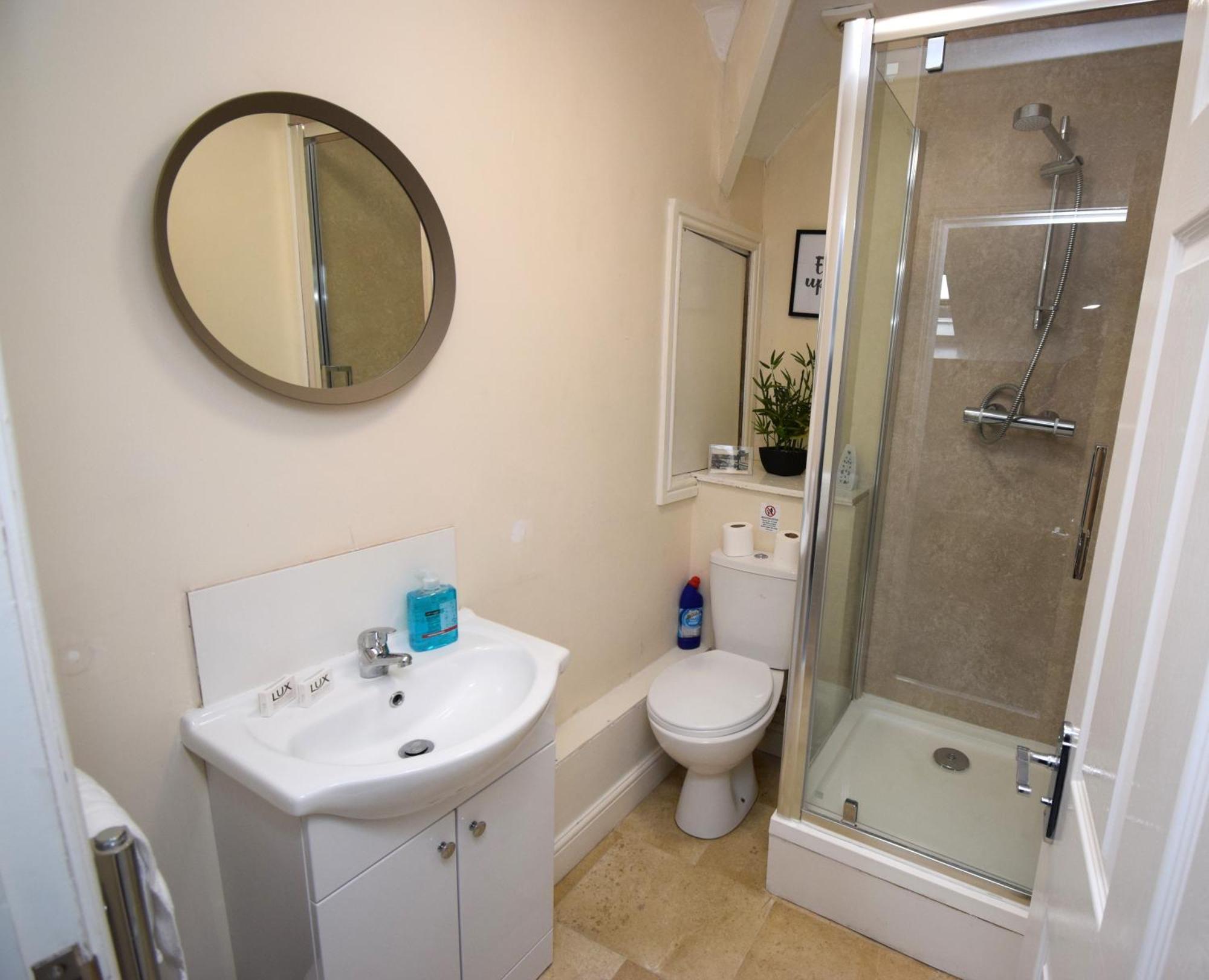 Malton Central Apartments Room photo
