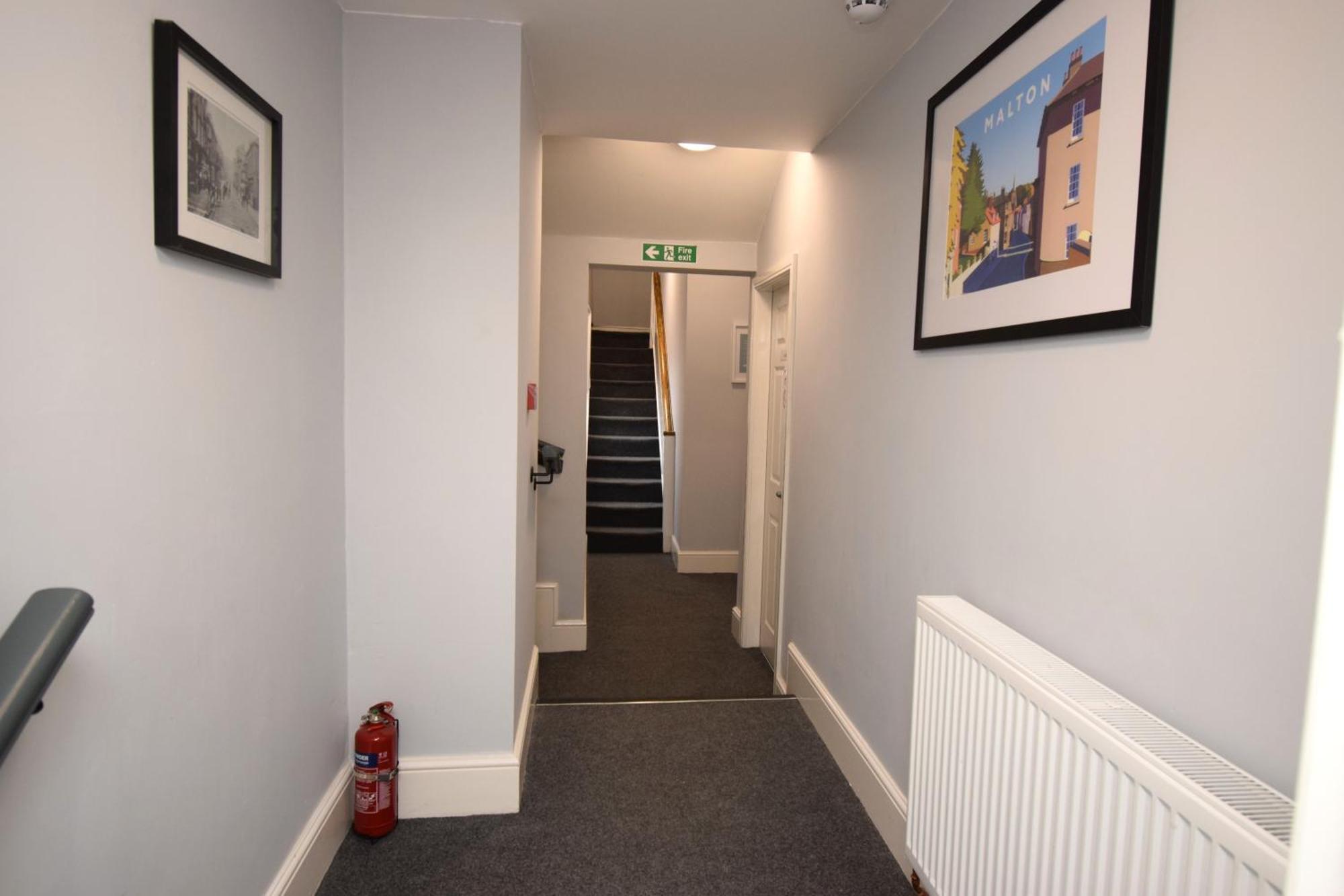 Malton Central Apartments Room photo